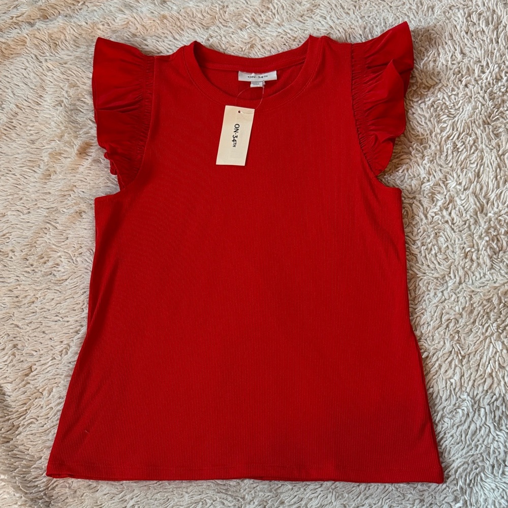 NWT On 34thTrendy   Crewneck Flutter-Sleeve Top size Small